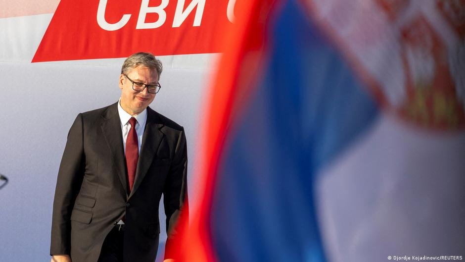 Serbia keeps EU, Russia in play ahead of key election