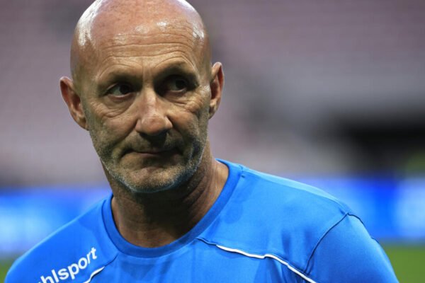 Fabien Barthez to coach France’s goalkeepers under former teammate Zidane