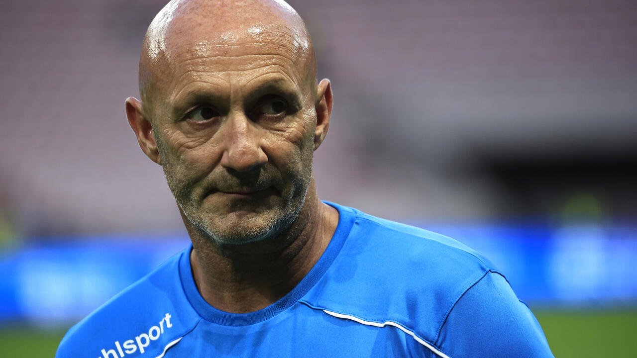 Fabien Barthez to coach France’s goalkeepers under former teammate Zidane