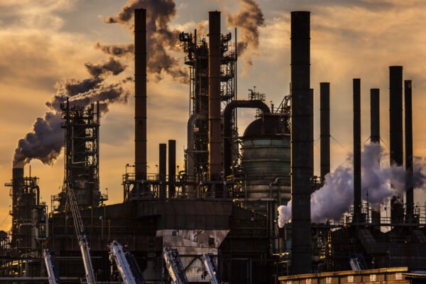 US energy giants report fallout from Middle East war — RT Business News