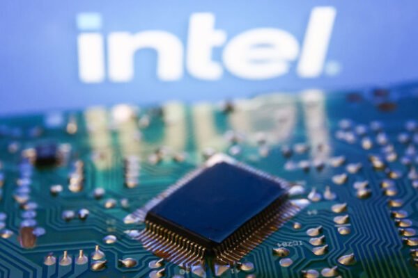 US government quadruples its  bn Intel bet — RT Business News