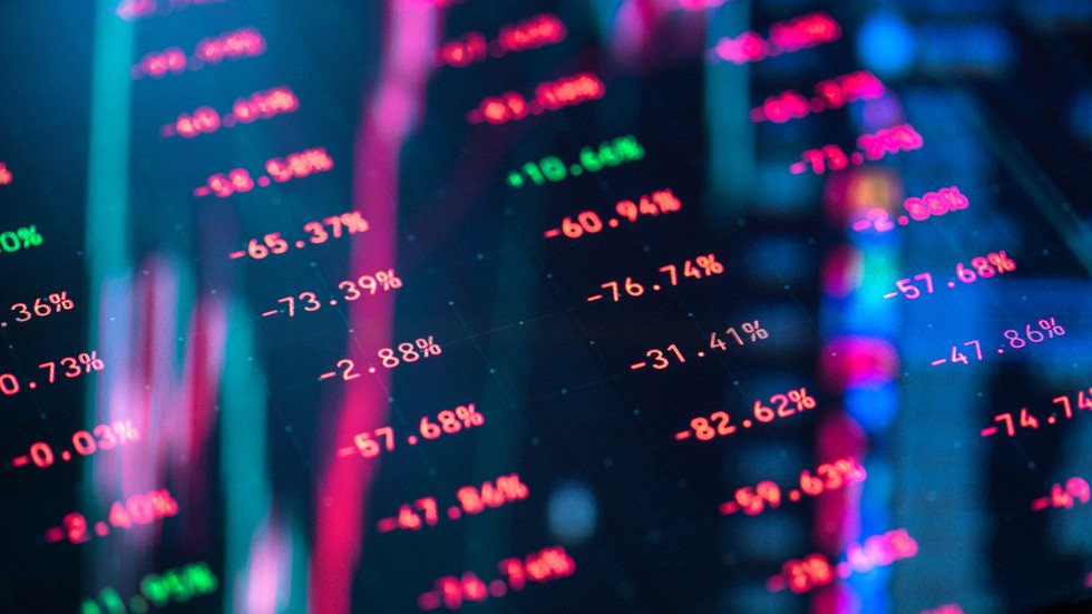 South Korean stocks plunge on AI overvaluation fears — RT Business News