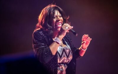 Johnny Hates Jazz and Jaki Graham unite for a nostalgic soul music tri | Music | Entertainment