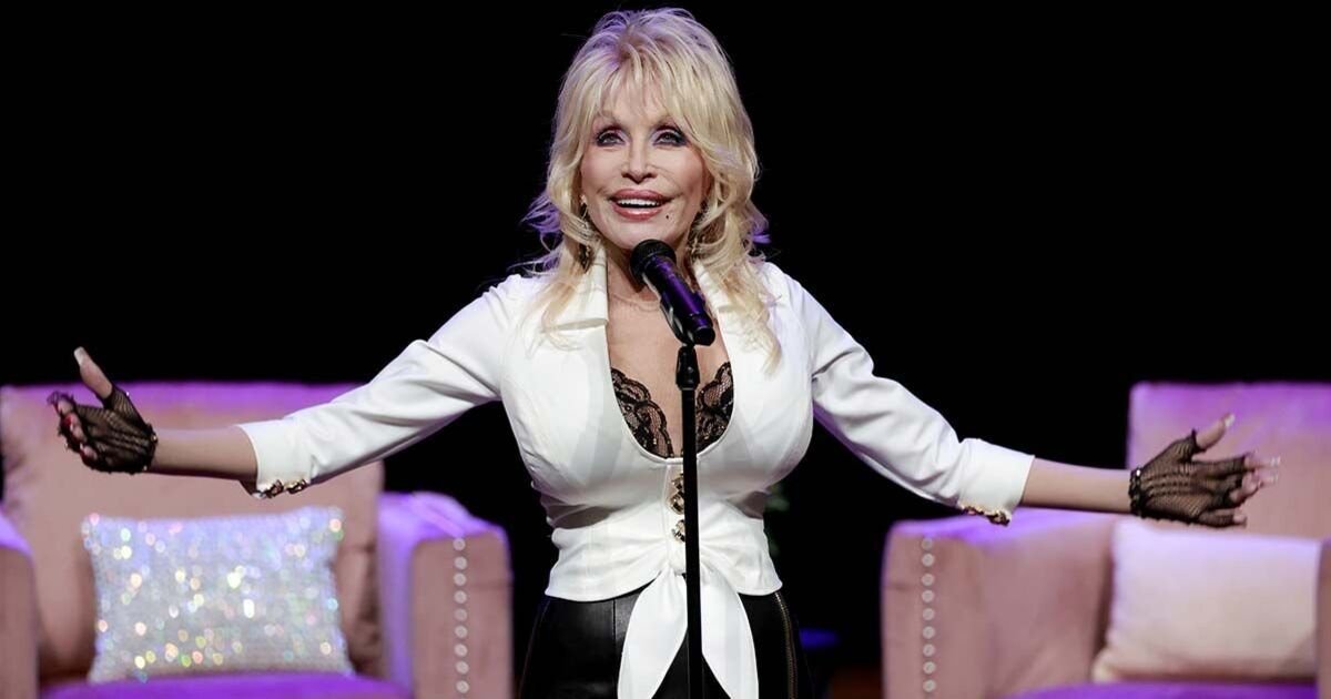 Dolly Parton turned down Elvis Presley’s request ‘I cried all night’ | Music | Entertainment