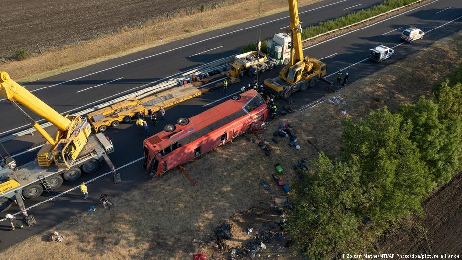 Bus crash in Hungary kills at least 12