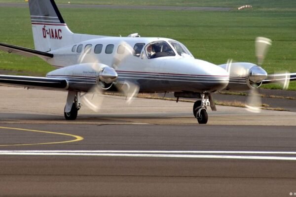 Alaska charter flight crash kills 8