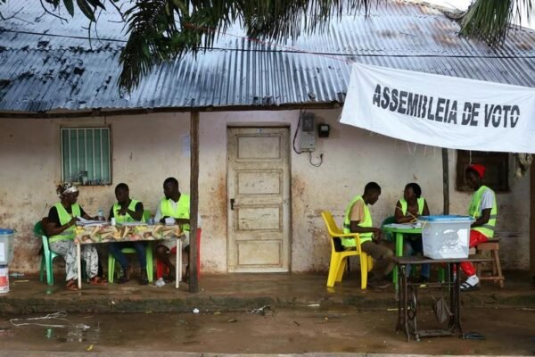 Guinea-Bissau votes to reshape presidency