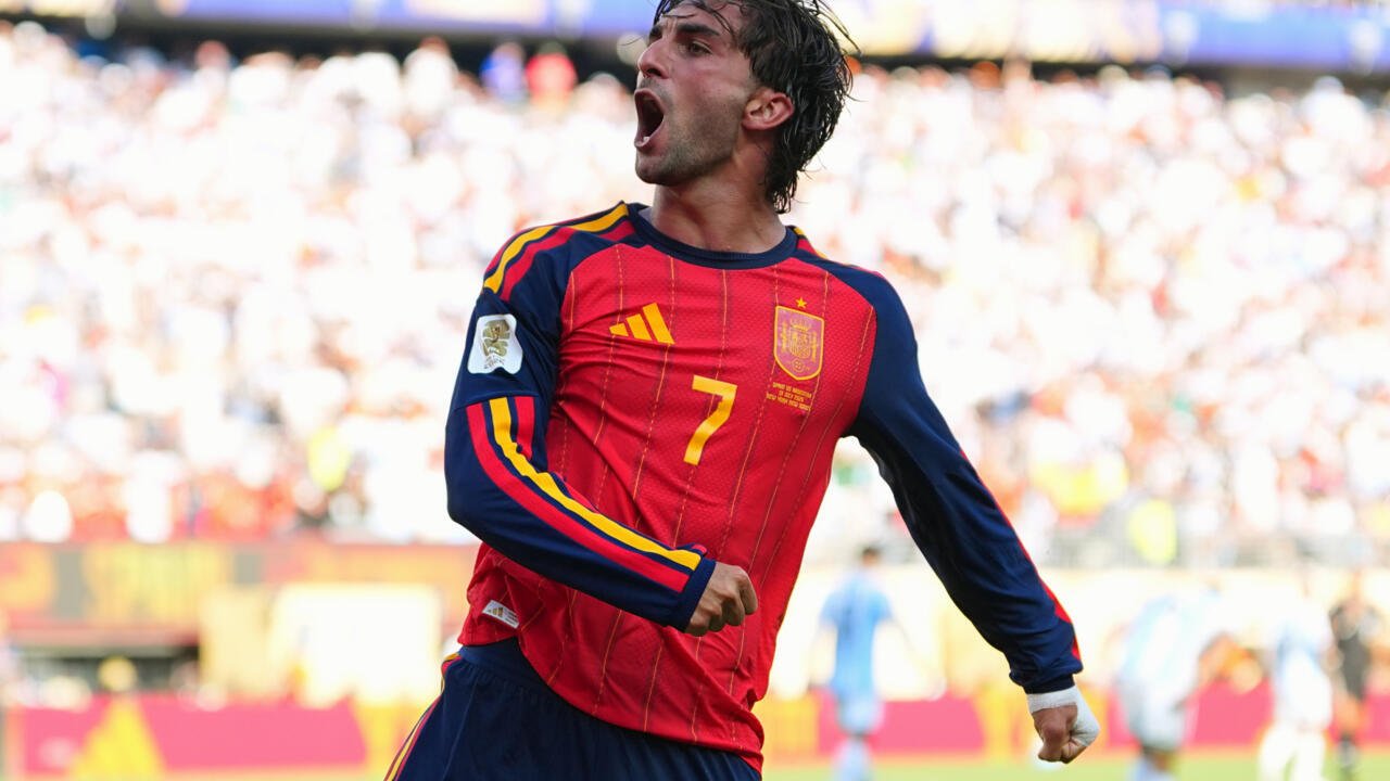 Spain’s World Cup final hero Ferran Torres closes in on PSG transfer – Sports