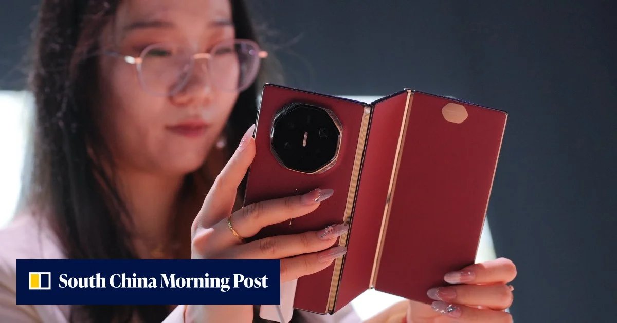 Huawei and Apple bend to a tougher market with foldable phones as memory crunch bites