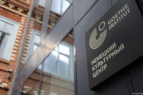 Russians on the Goethe-Institut: ‘Hostage to politics’