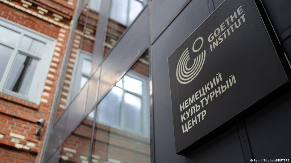 Russians on the Goethe-Institut: ‘Hostage to politics’
