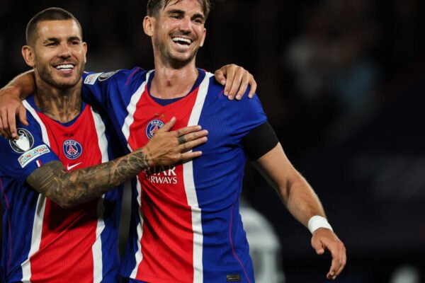 PSG make perfect start to Champions League title defence
