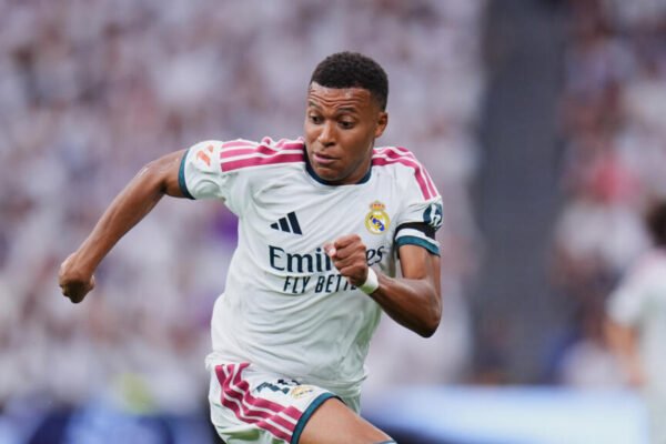 Before Champions League, Kylian Mbappé campaigns for Ballon d'Or
