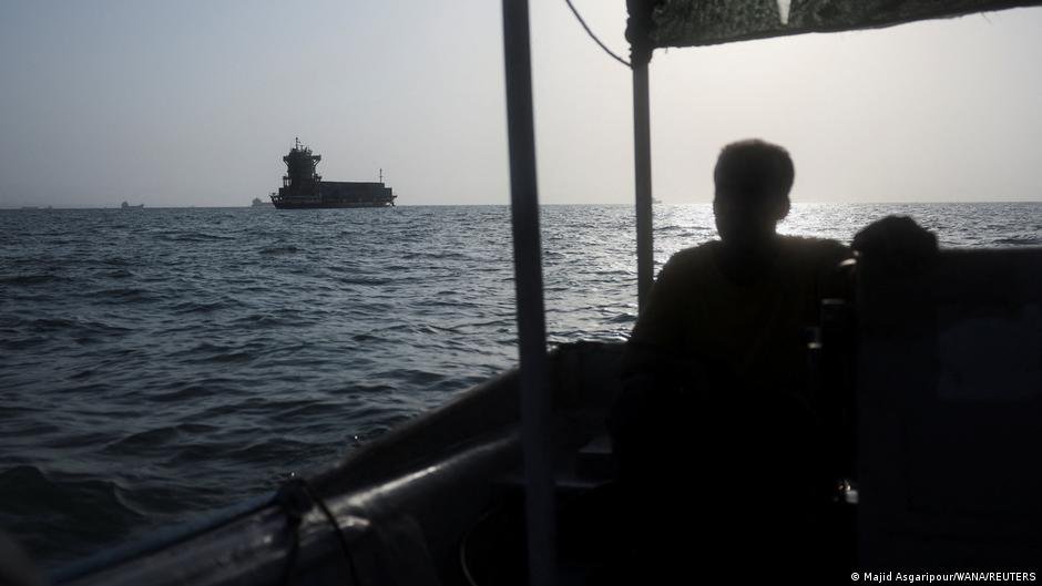Iran war: Trump stuck as conflict spreads through region
