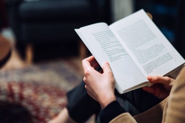 ‘Best book of all time’ so addictive readers speed through it in hours | Books | Entertainment