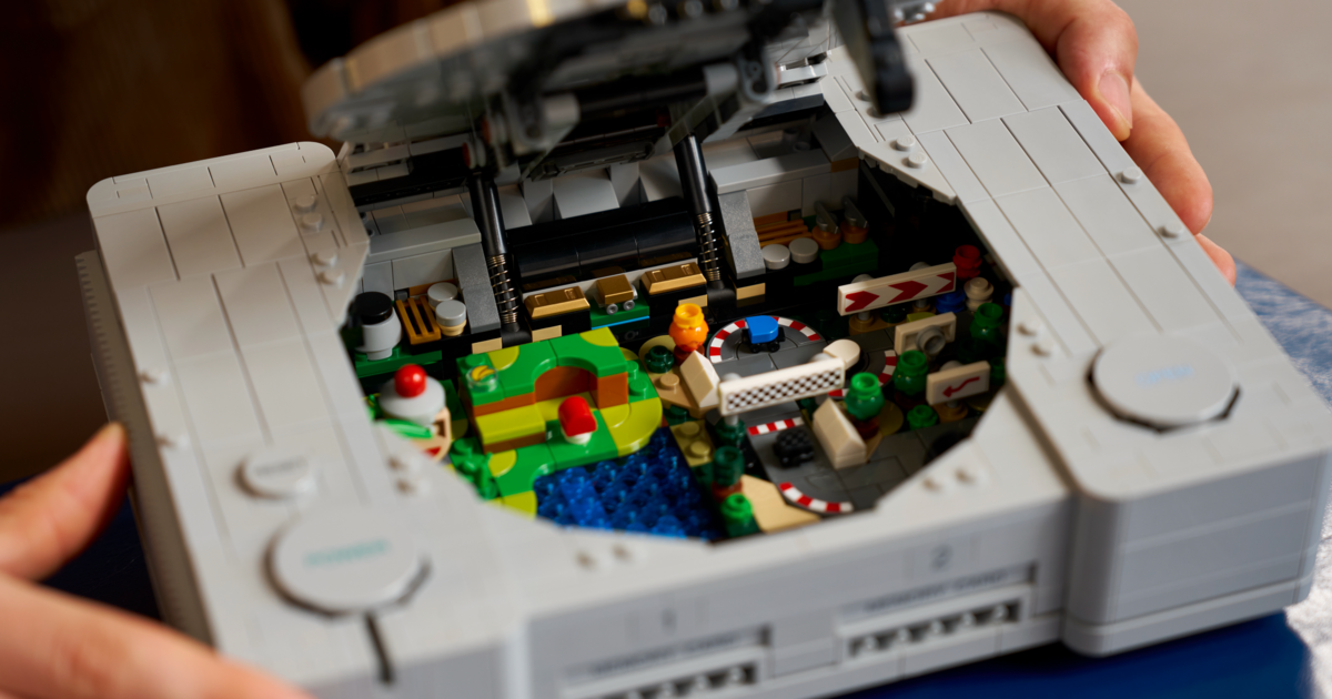 Original PlayStation brought back to life in new LEGO set | Gaming | Entertainment
