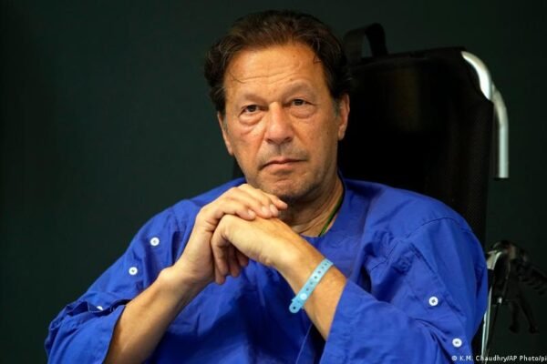 Pakistan: Khan family arrests raise stakes ahead of protests