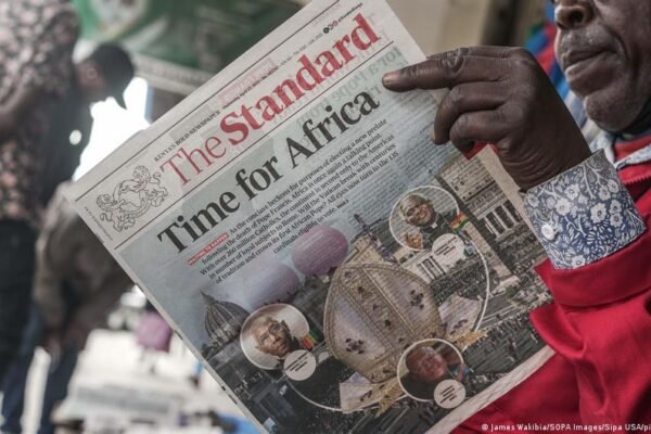 Armed men abduct Kenyan editor, employer suspects government
