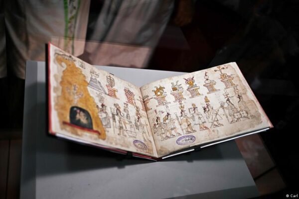 Aztec manuscript loaned back to Mexico after two centuries