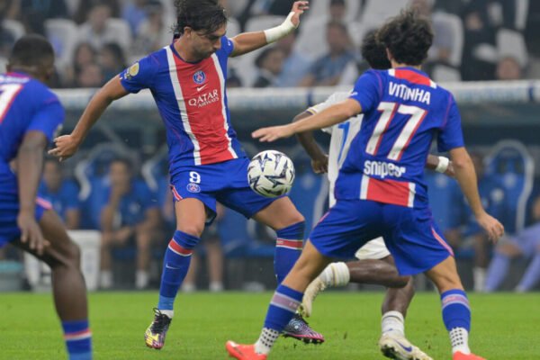Torres strikes again as PSG beat bitter rivals Marseille 2-1