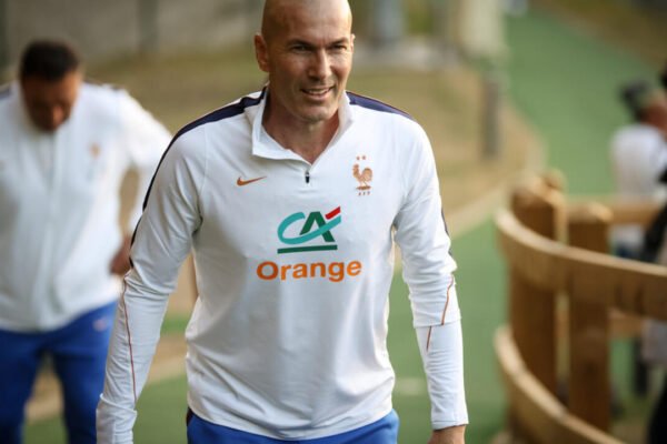 Football: France enter new era with Zinédine Zidane – Sports
