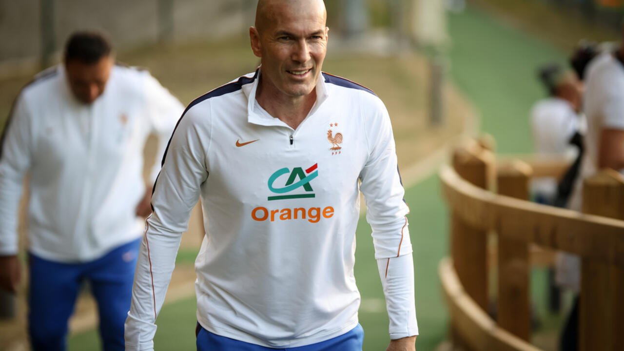 Football: France enter new era with Zinédine Zidane – Sports