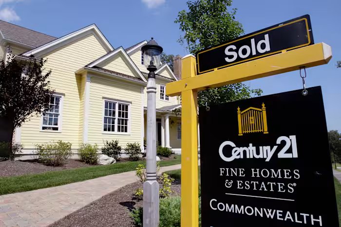 AI boom heats up Bay Area housing market as wealthy buyers drive demand for high-end homes across US
