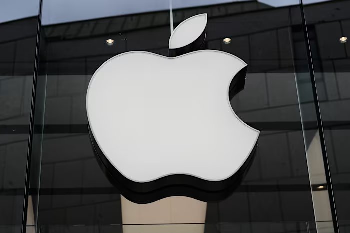 Apple changes Lake Ontario name to ‘Lake America’ for US users of its Maps, following Trump’s order