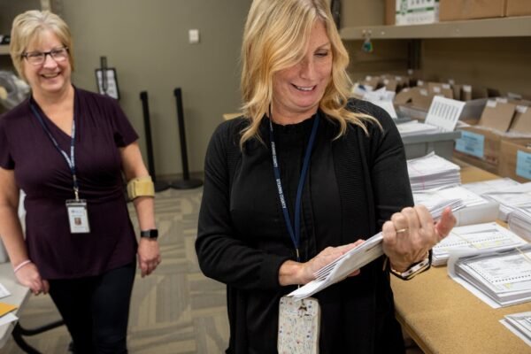 Mail-in voting underway in Minnesota’s midterm election