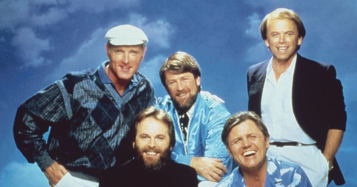 Music legend facing ‘serious health challenges’: ‘Don’t know what the future holds’ | Celebrity News | Showbiz & TV