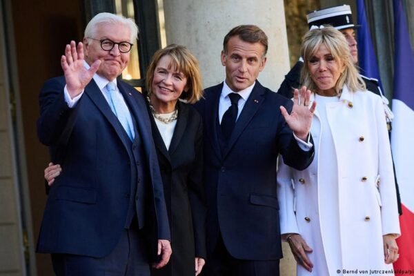 Macron and Steinmeier struggle to revive Franco-German ties