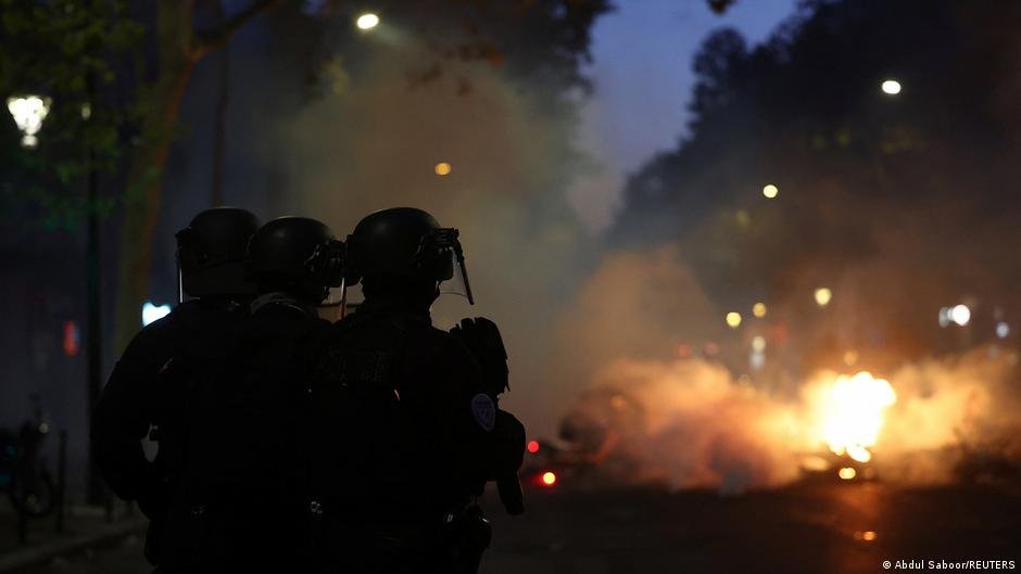 France: Police and protesters clash in nationwide protests
