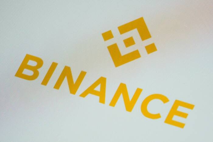 Binance flags ‘potential security issue,’ says crypto firms froze more than .5 billion